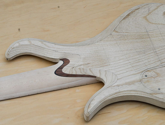 Swamp ash custom bass body w/ Bolivian rosewood neck shim