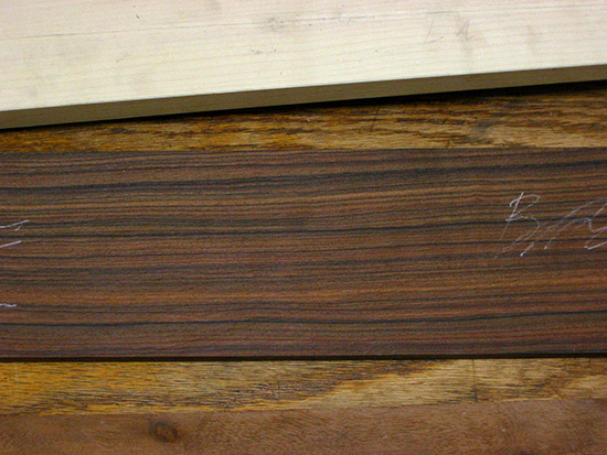 Pau ferro fretboard for a fretless single-cut bass