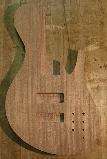 Mahogany bass body with single-cutaway design