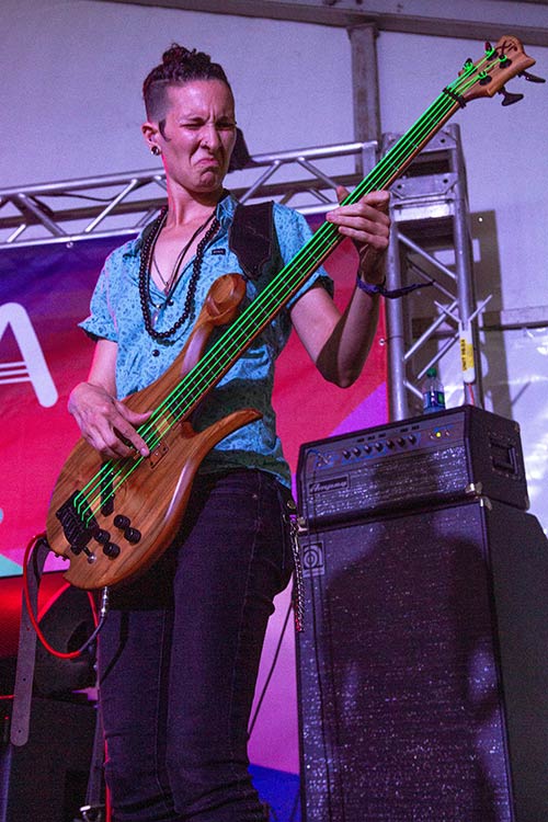 Chicago bassist Dina Simone playing her Xylem bass "Shishido"